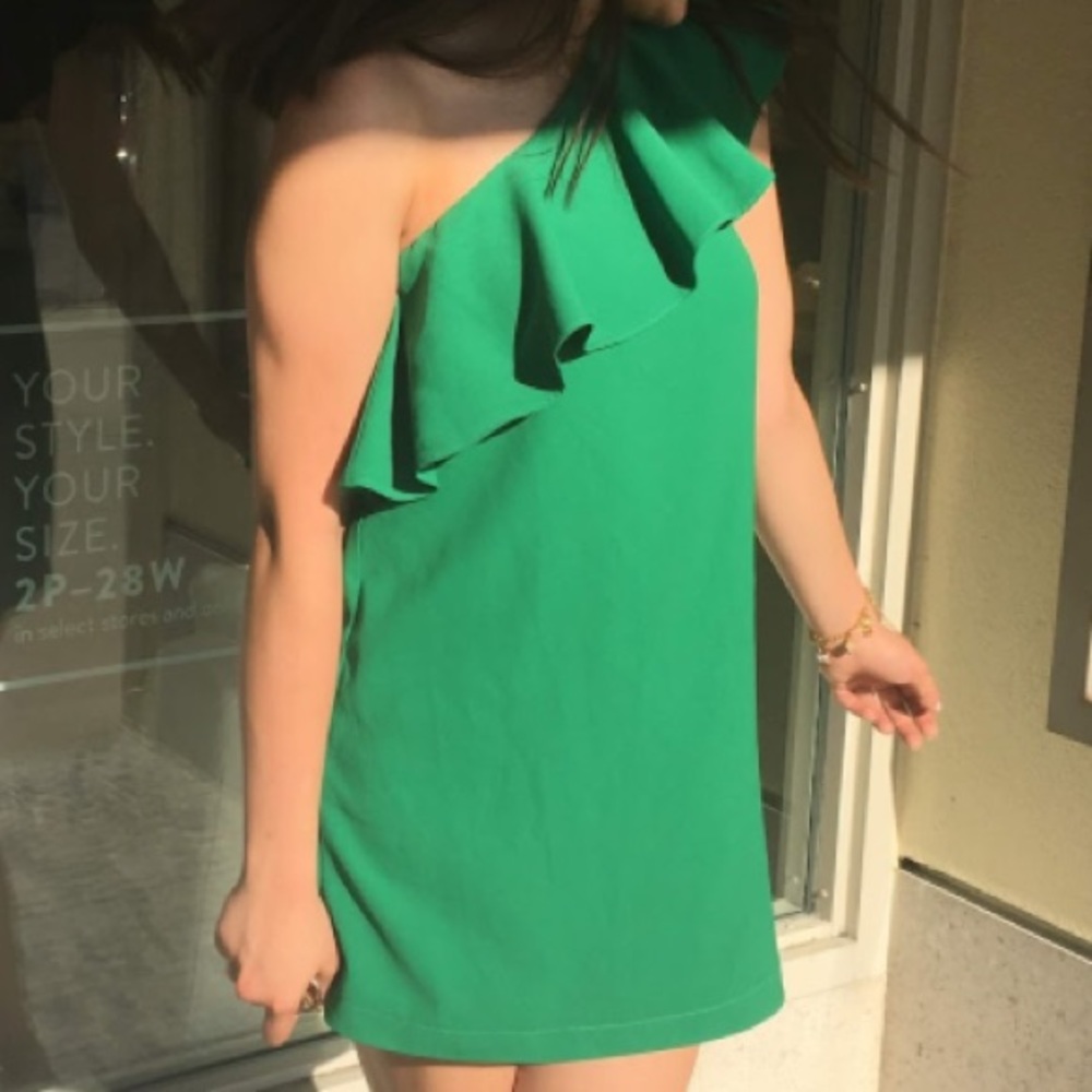 EMERALD GREEN DRESS